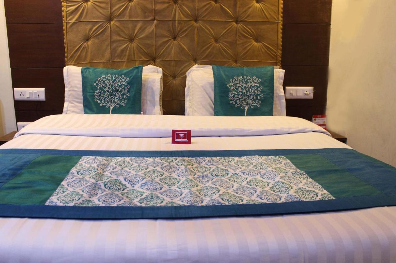 โอโย 2576 โฮเต็ล ปิกนิก Hotel มัสซูรี ภายนอก รูปภาพ